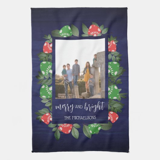 Rustic Woodland Whimsical Mushrooms Christmas キッチンタオル (縦)