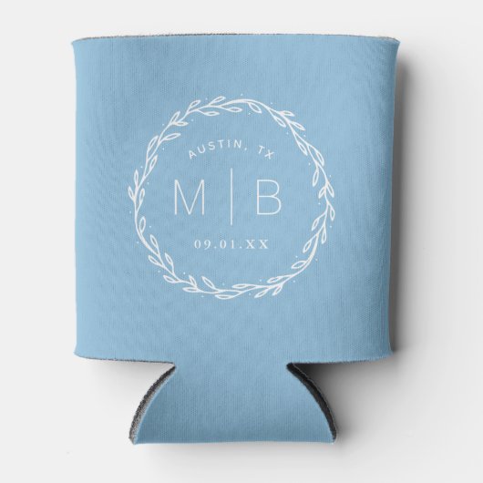 Rustic Wreath Wedding Monogram | Sky Blue 缶クーラー (正面)