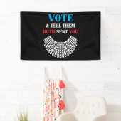 Ruth Bader – 投票と伝えるRuthがあなたを送った 横断幕 (インサイチュ)