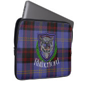 Rutherford Scottish Clan Tartan and Crest  ラップトップスリーブ (正面右)