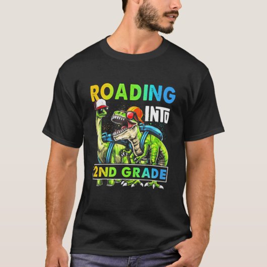 Sに戻る2年生の恐竜バックパックに轟音 Tシャツ (正面)