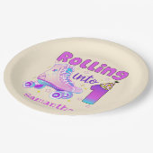 s転が into 1 – かわいい紫ローラースケート誕生日 ペーパープレート (アングル)