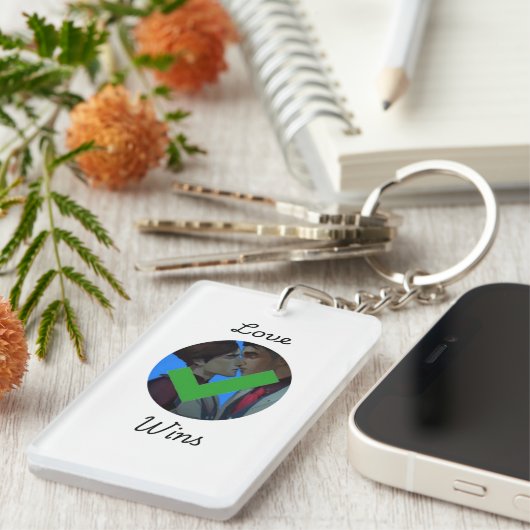 S1ジェイビクの愛が勝利 キーホルダー (正面右)