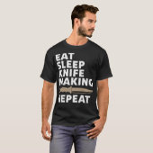 S2 ナイフ製作 ナイフ メーカー (18) Tシャツ (正面フル)
