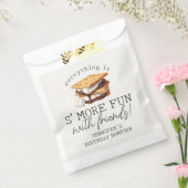 S’mores Fall Bonfire Outdoor Birthday Party フェイバーバッグ (封をした状態)