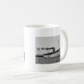 S.S. Peshaの郵便はがきCoによって撮影されるEastland コーヒーマグカップ (正面右)