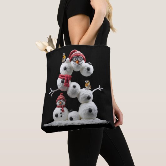 S-shaped Snowman-minion トートバッグ (クローズアップ)