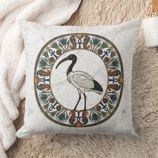 Sacred Ibis of Thoth: God of Wisdom Ancient Egypt クッション (ブランケット)