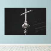 Sacred Silver: Ornate Processional Cross キャンバスプリント (インサイチュ (ウッドフロア))