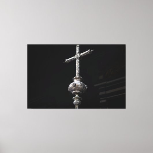 Sacred Silver: Ornate Processional Cross キャンバスプリント (正面)