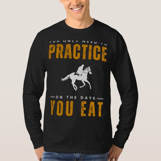 Saddle Up for Giggles:乗馬練習Tee - Tシャツ (正面)