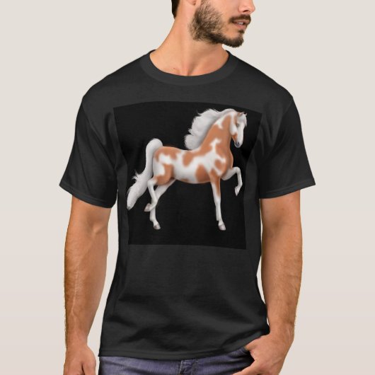 Saddlebredのペンキの馬の暗闇のTシャツ Tシャツ (正面)