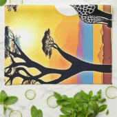 Safari Sunset: Giraffe's Embrace キッチンタオル (折り畳み)