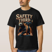 Safety Third Bear Rider Funny Tシャツ (正面)
