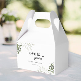Sageグリーンとホワイトフラワーの「Love is Sweet」ウェディング フェイバーボックス