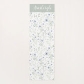 Sage Blue Watercolor Wildflower Monogram Name ヨガマット (裏面)