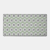 sage greenの繰り返しビジネス ロゴ デスクマット (正面)
