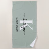 Sage Greenスクリプトモノグラム ビーチタオル (正面)