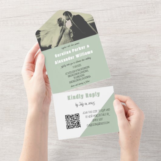 Sage GreenモダンシンプルのQRコードはっきりした写真 オールインワン招待状 (貼ってはがせる)