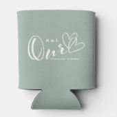 Sage Green私たちのハート結婚/記念日 缶クーラー (裏面)