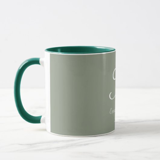 sage green&ホワイト エレガント モノグラムイニシャル 名前 マグカップ (左)