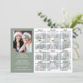 Sage Green 2025カレンモダンダービジネス写真 シーズンカード (スタンド正面)