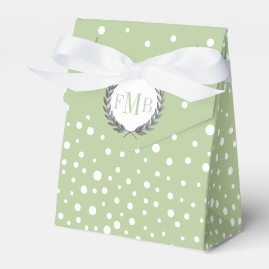 Sage green and white polka dot pattern wedding fav フェイバーボックス (正面サイド)