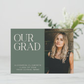 Sage Green Bold Our Grad 卒業写真 クラスオブ2026 案内状 (スタンド正面)