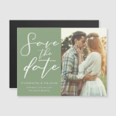 Sage Green Couple写真Save the Date Magnet Card (正面/裏面)