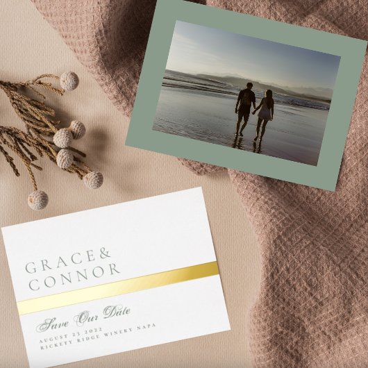 Sage Green Goldenストライプ Photo Save The Date 箔招待状