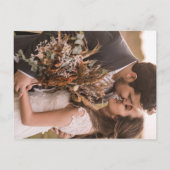 Sage Green Krightness Virtual 結婚's インビテーションポストカード (裏面)