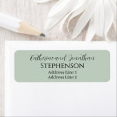 Sage Green Married Couple Return Address Labels ラベル (インサイチュ)