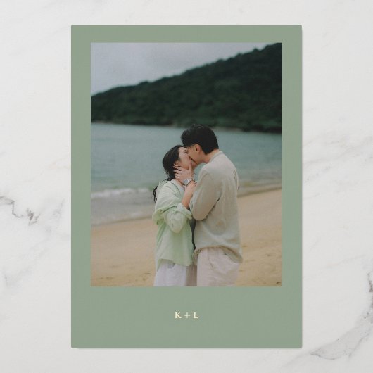 Sage Green Modern Wedding Foil Save the Date 箔招待状 (裏面)