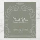Sage Green Ornate Arch Botanical Wedding Favor ワインラベル (シングルラベル)