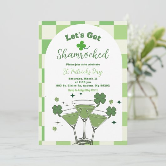 Sage Green Peppy St Patrick's Day Invitation 招待状 (スタンド正面)