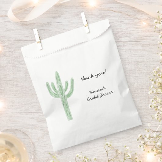 Sage Green Saguaro Cactus Bridal Shower フェイバーバッグ (クリップ留めされた状態)