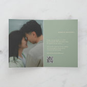 Sage Green Simple Photo QR Code Modern Wedding 招待状 (内部)