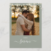 Sage Green String Lightsフォトテーブル番号 招待状 (正面)