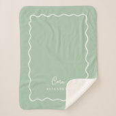 Sage Green Wavy Border Monogrammed シェルパブランケット (正面)