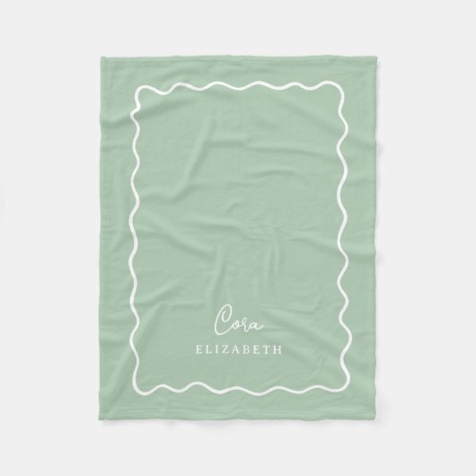 Sage Green Wavy Border Monogrammed フリースブランケット (正面)
