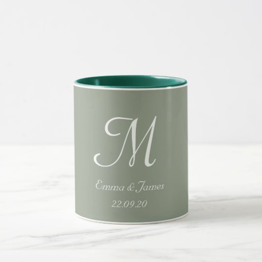 Sage Green & White Elegant Monogram Initial Name  マグカップ (中央)