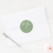 Sage Green White Script パーソナライズされた結婚's ラウンドシール (封筒)