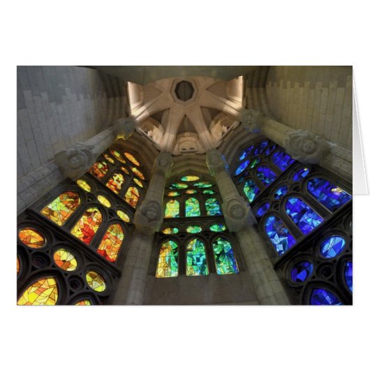 Sagrada Familia。 インテリア (正面横)