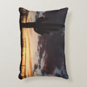 Saguaro Sunset IIIアリゾナ砂漠の風景 アクセントクッション (正面(垂直))