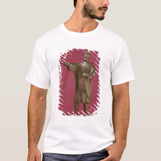 sagumを身に着けている人の置物 tシャツ (正面)