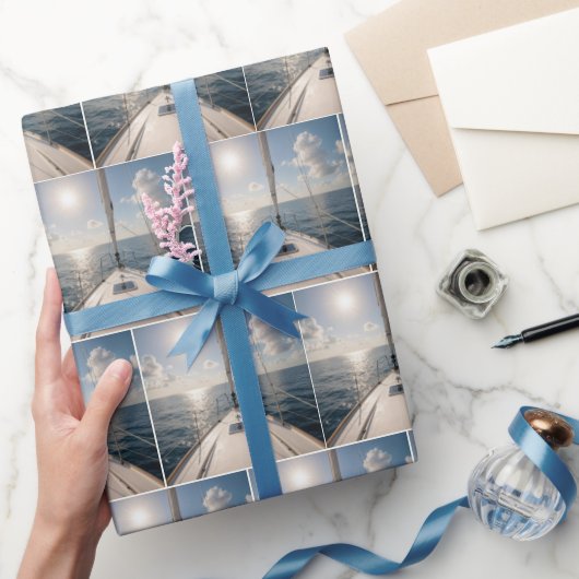 Sailboat On Calm Ocean Water ラッピングペーパー (ギフト)