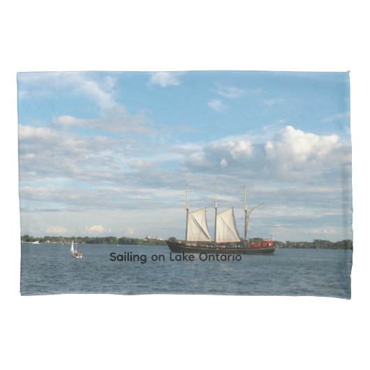 Sailing on Lake Ontario Pillow Case 枕カバー (正面)