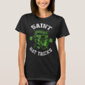 Saint Hat Tricks Leprechaun Lover Hockey St. Patri Tシャツ (正面)
