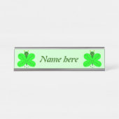 Saint patricks dayパーソナライズされた蝶 デスクネームプレート (正面)
