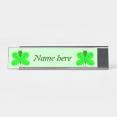 Saint patricks dayパーソナライズされた蝶 デスクネームプレート (正面)